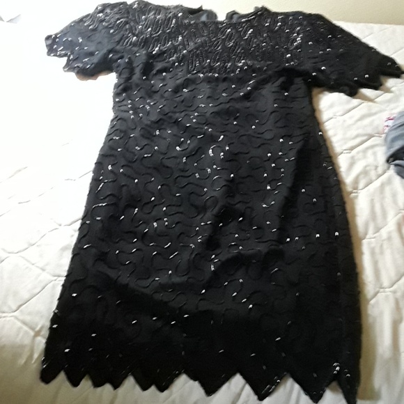 lawerence kazer new york Dresses & Skirts - 🐕🐕Party dress ( Halloween)size L blk lined. Intrakit beading/ BUNDLE ONLY